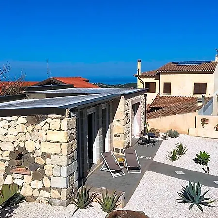Hotel La Petite Maison Tresnuraghes