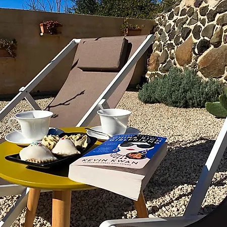 Hotel La Petite Maison 3*