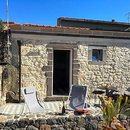La Petite Maison Hotel