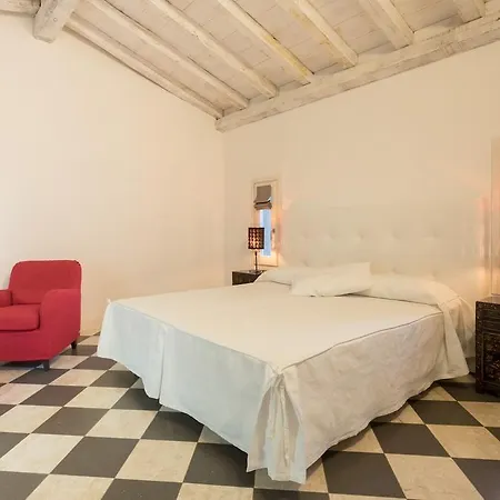 La Petite Maison Hotel 3*