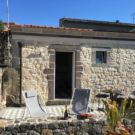 La Petite Maison Отель Трезнурагес